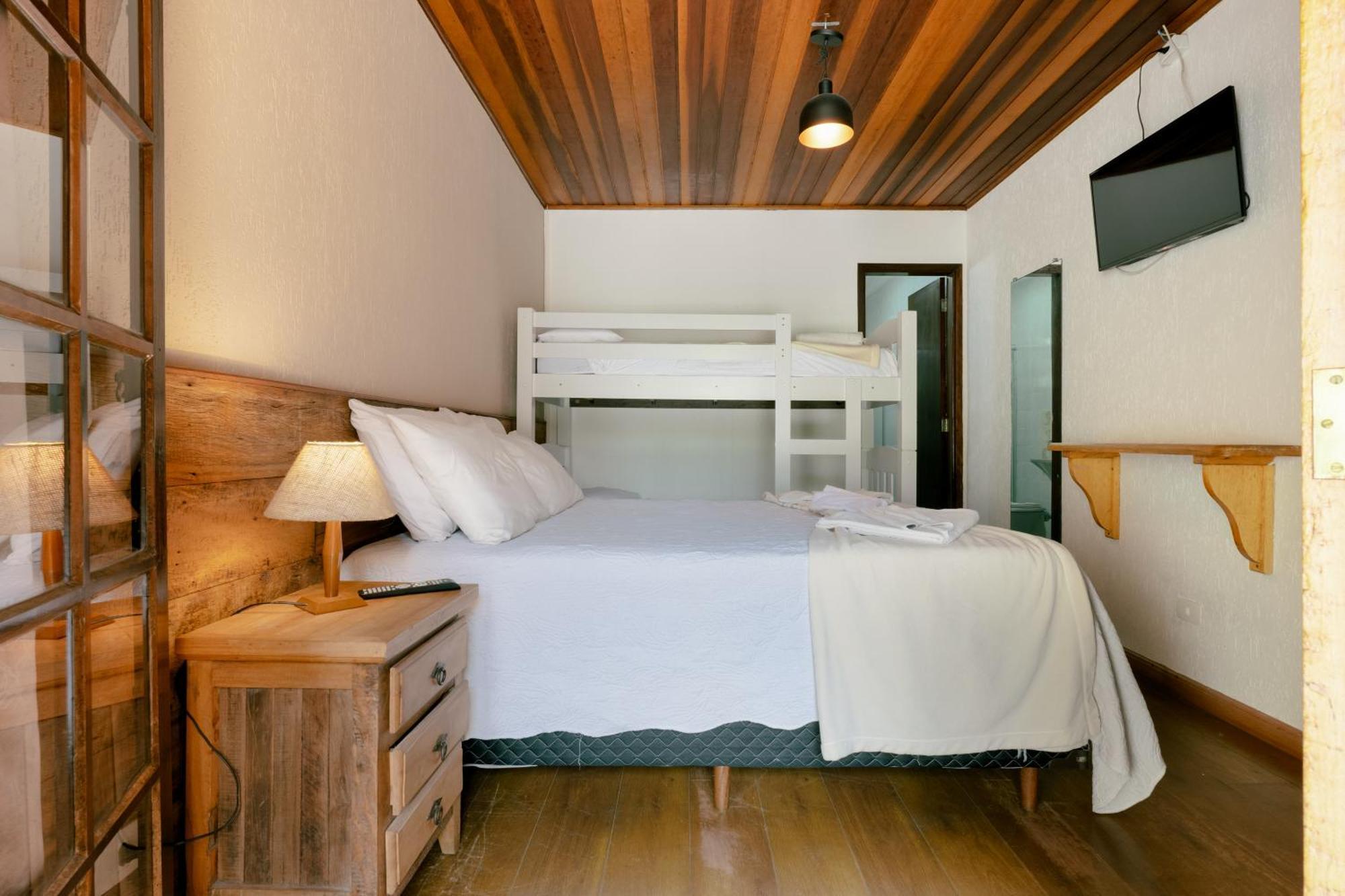 Velinn Pousada Vila Floratta Campos do Jordao Room photo